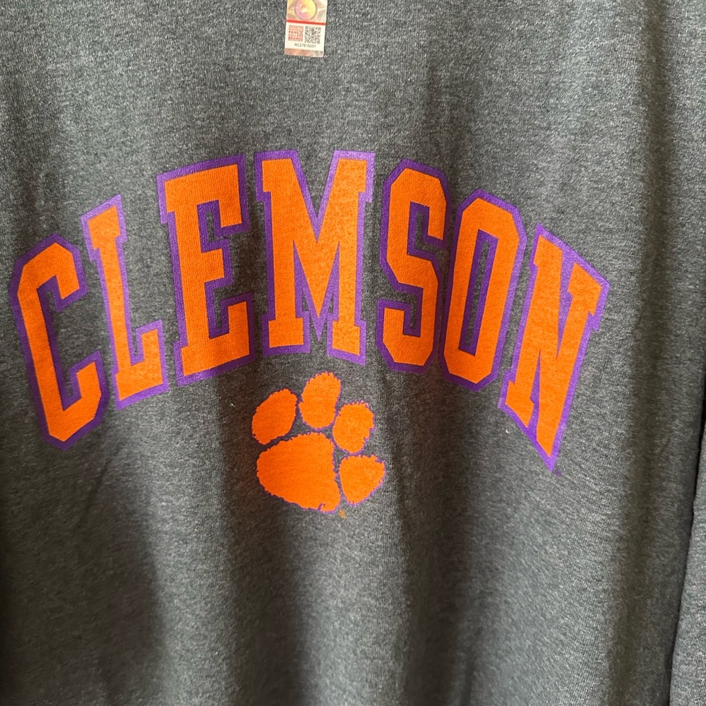 Clemson Tigers long sleeve T-shirt men's size XL